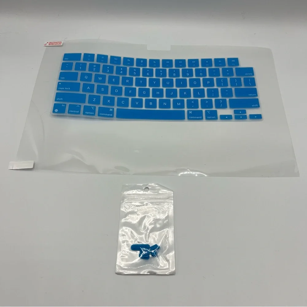 Silicone Keyboard Cover & Dust‎ Plugs for MacBook – Blue